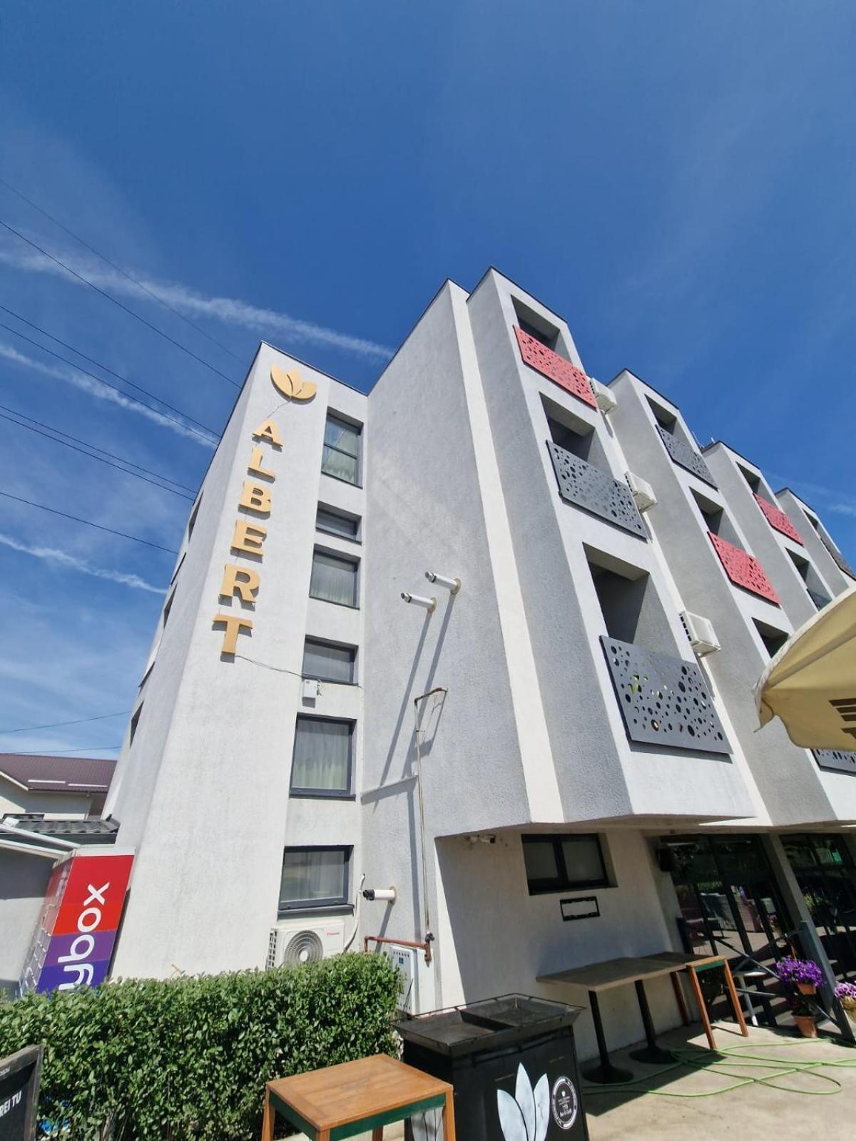 Albert Hotel Roşu Eksteriør billede